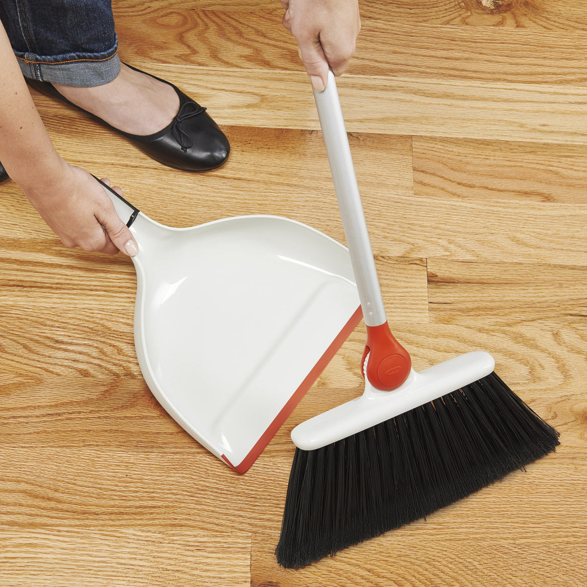 any-angle-broom-s5 1336580_5_any-angle_broom.jpg