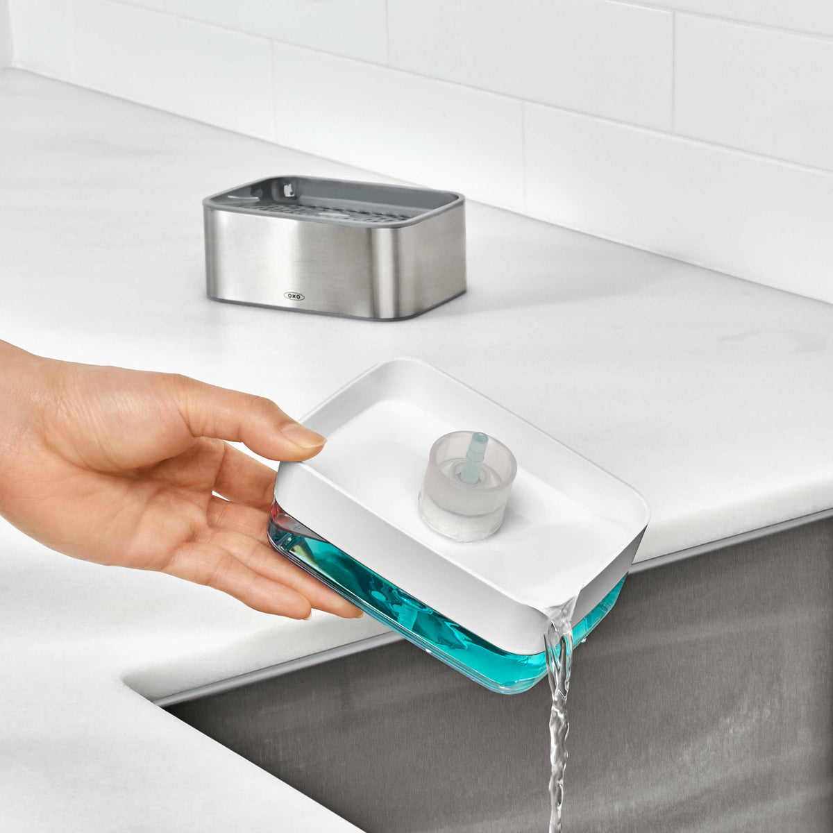 soap-dispensing-sponge-holder-v4 gg_12246400_4a_1_.jpg