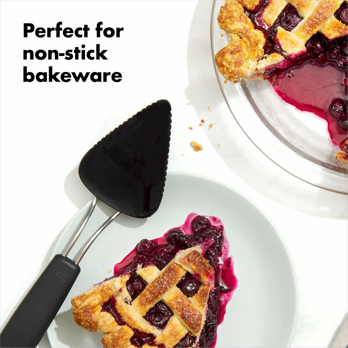 nylon-flexible-pie-server-t0 1064984_8b_1_.jpg