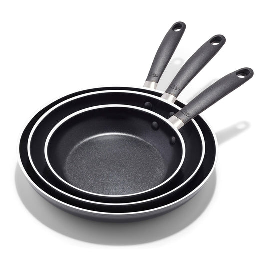 non-stick-pro-every-day-3-piece-frying-pan-set-n7 cc010474-001-oxo-non-stick-everyday-8-10-12-3-piece-open-frypan-set_pdp_01.jpg