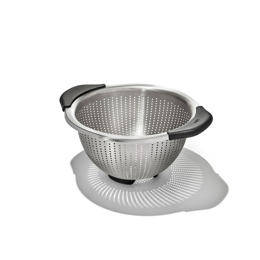 stainless-steel-3-qt-2-8l-colander-z6 gg_11330800_stainlesssteelcolander3qt_02_rgb.jpg