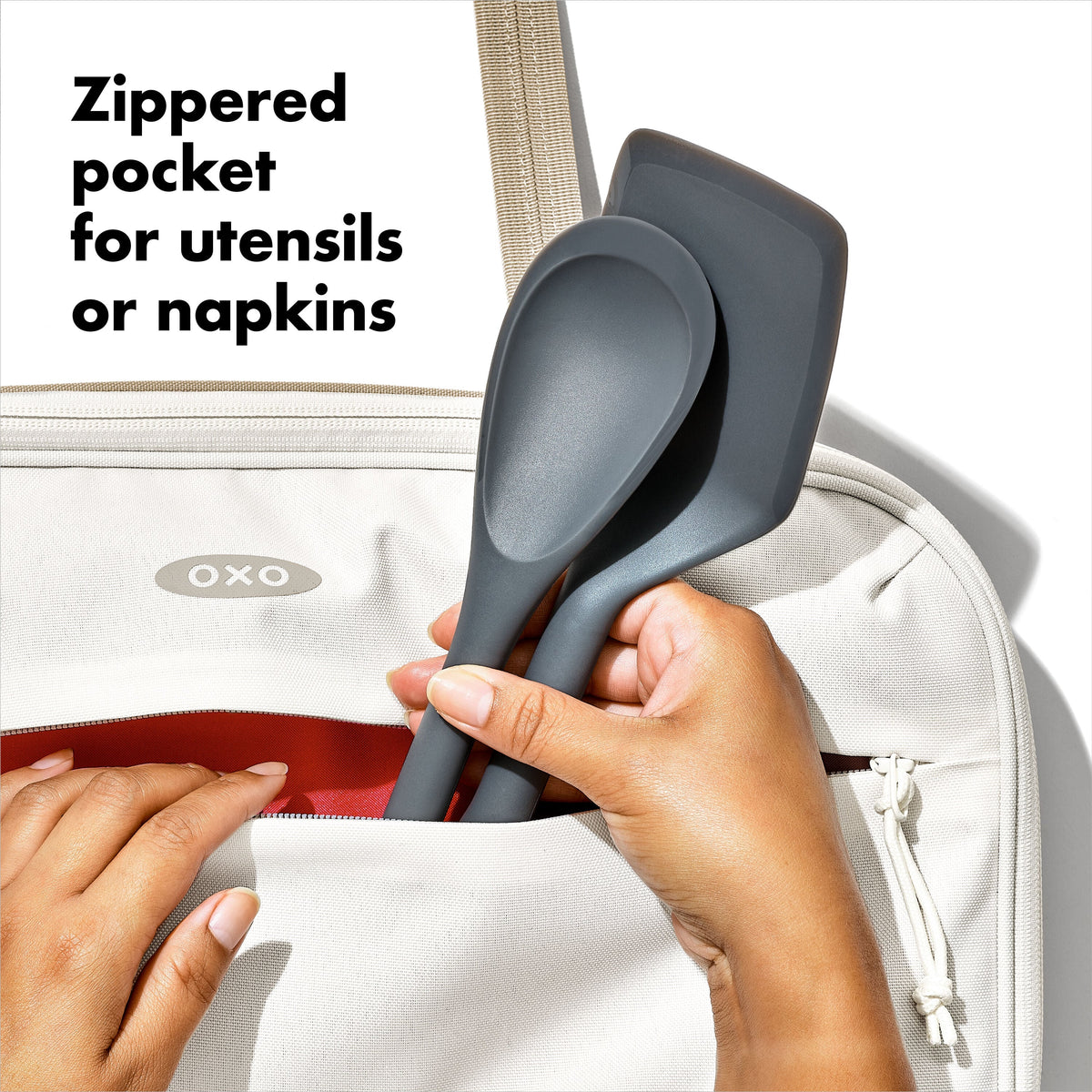 oxo-good-grips-insulated-bakeware-carrier-n2 gg_11340000_8b.jpg