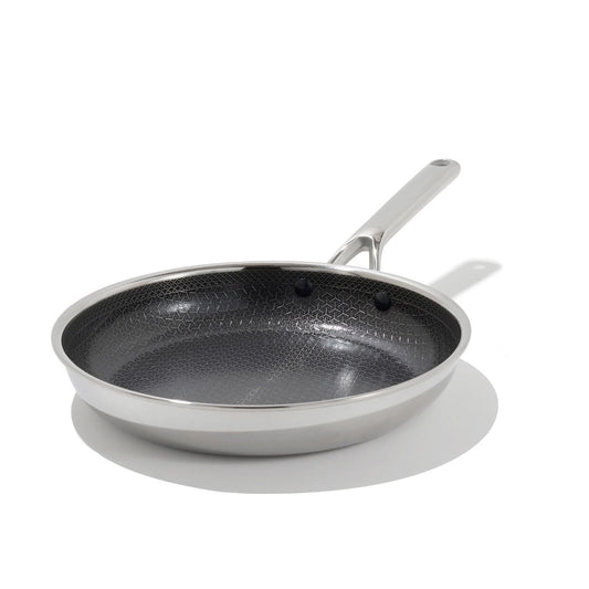 trident-hybrid-non-stick-stainless-steel-10-in-fry-pan-m9 oxo_cc010462-001_trident-10in-fry-pan_02.jpg