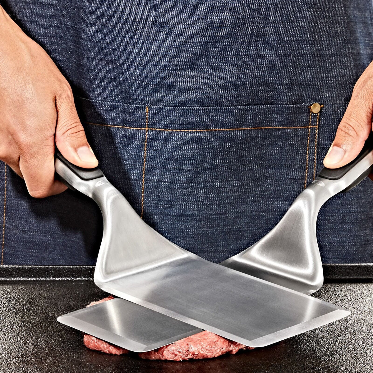 oxo-outdoor-large-griddle-turner-r7 oxo_griddle-turner_pdp_06_1.jpeg